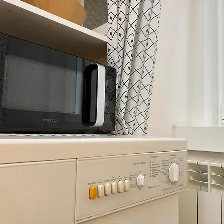 Interno 7 Apartment *
