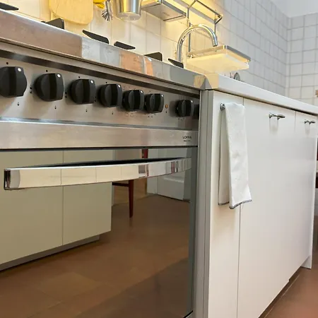 Interno 7 Apartment *